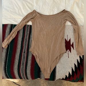 MANGOPOP tan boatneck bodysuit, size M